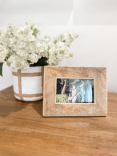 Load image into Gallery viewer, Check Cement Pot
