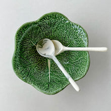Load image into Gallery viewer, Green Cabbage Print Salad Bowl

