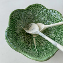Load image into Gallery viewer, Green Cabbage Print Salad Bowl
